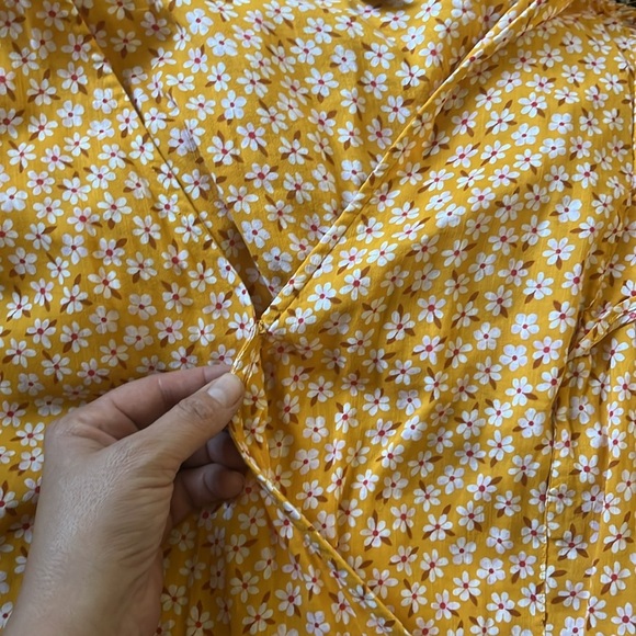 Old Navy Plus Yellow Orange Wrap Dress Waist Defined Ruffle Sleeve Womens Sz 2XL - Picture 7 of 9